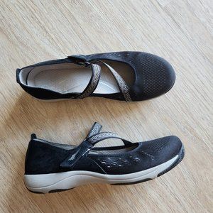 Dansko Haven Marry Jane Suede Mesh Comfort Shoe Flat Hook Loop Black